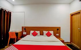 Hotel O Hill View Residency Near Aca Stadium